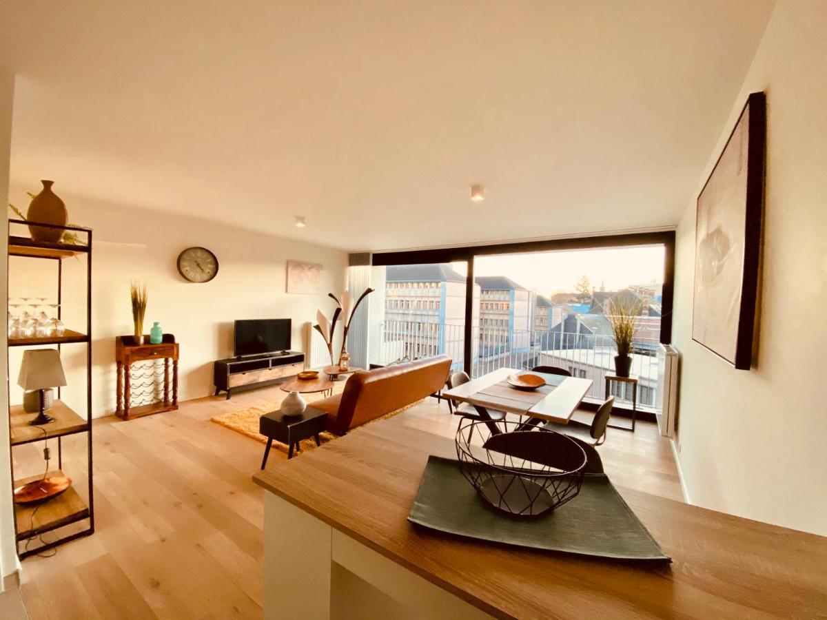 Luxury Apartment Mons City Center Luaran gambar