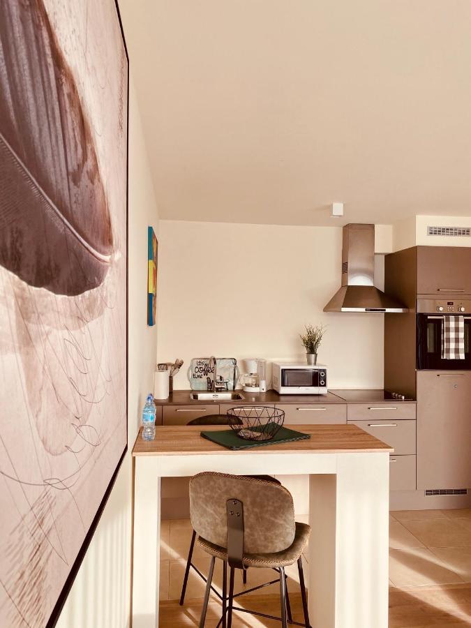 Luxury Apartment Mons City Center Luaran gambar