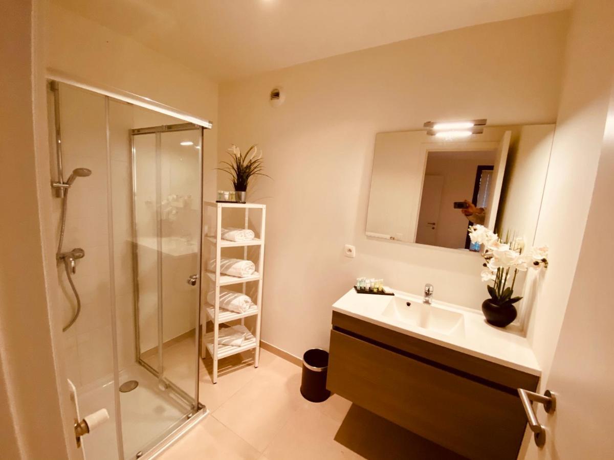 Luxury Apartment Mons City Center Luaran gambar